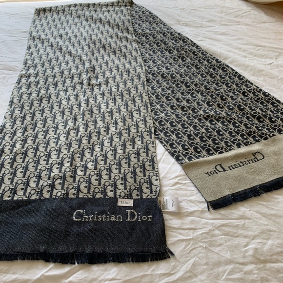 Authentic Christian Dior Oblique Bleu Marine Scarf - Picture 3 of 4